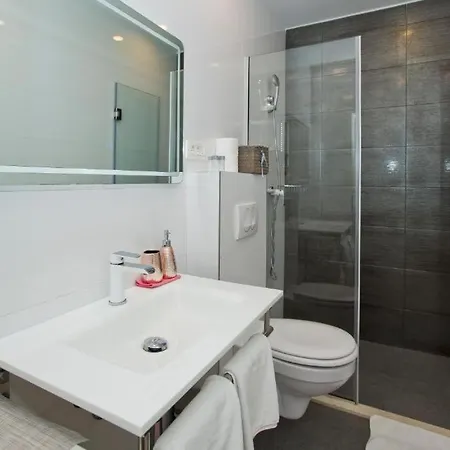 Juric 1 Apartment Hvar Town