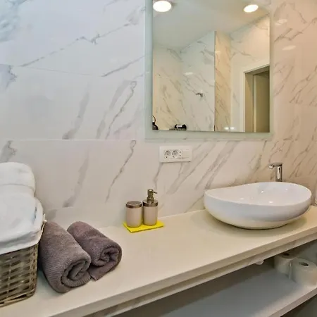 Apartment Juric 1 Hvar Town